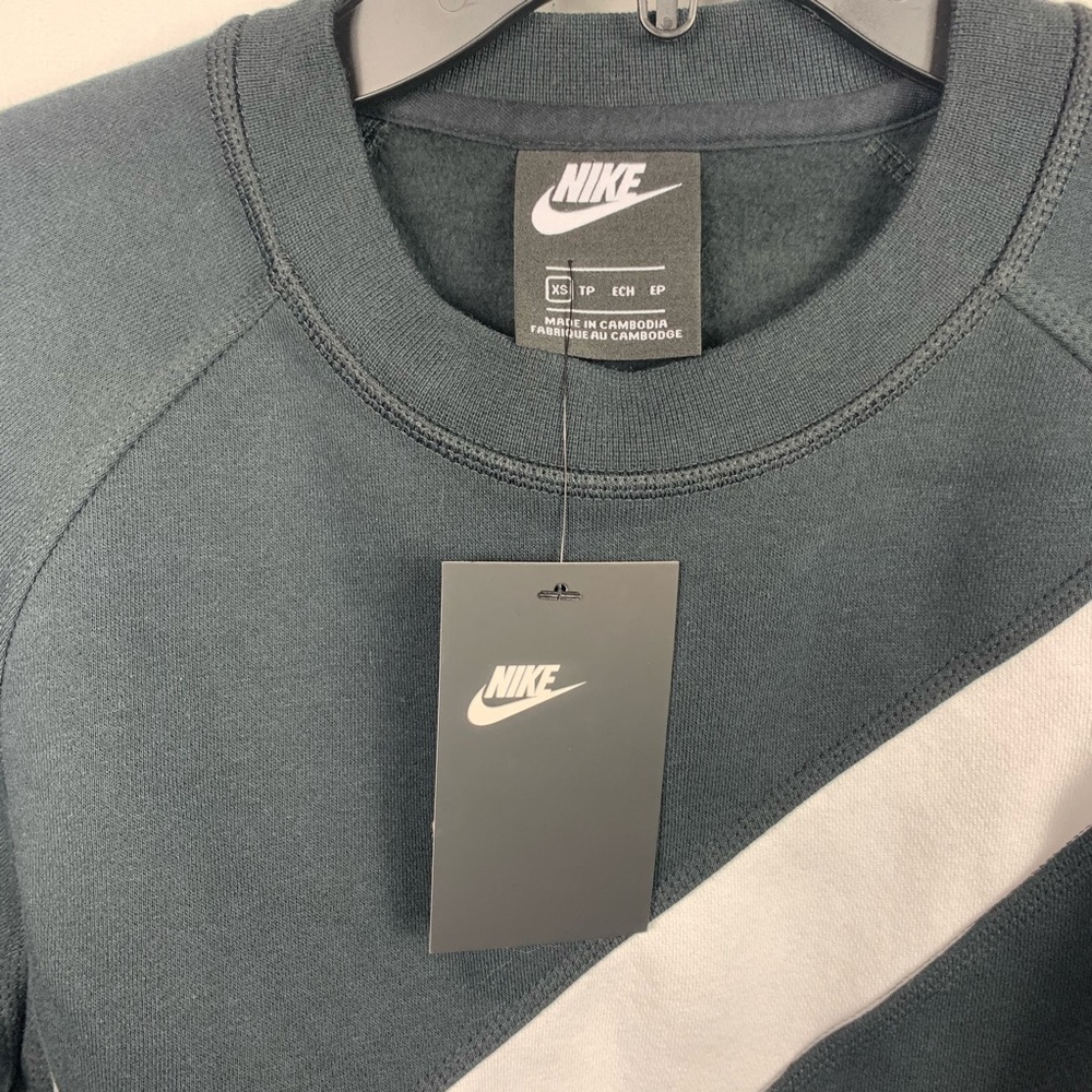 NEW! Nike Crop Black Hoodie Logo Check Print - Picture 5 of 7